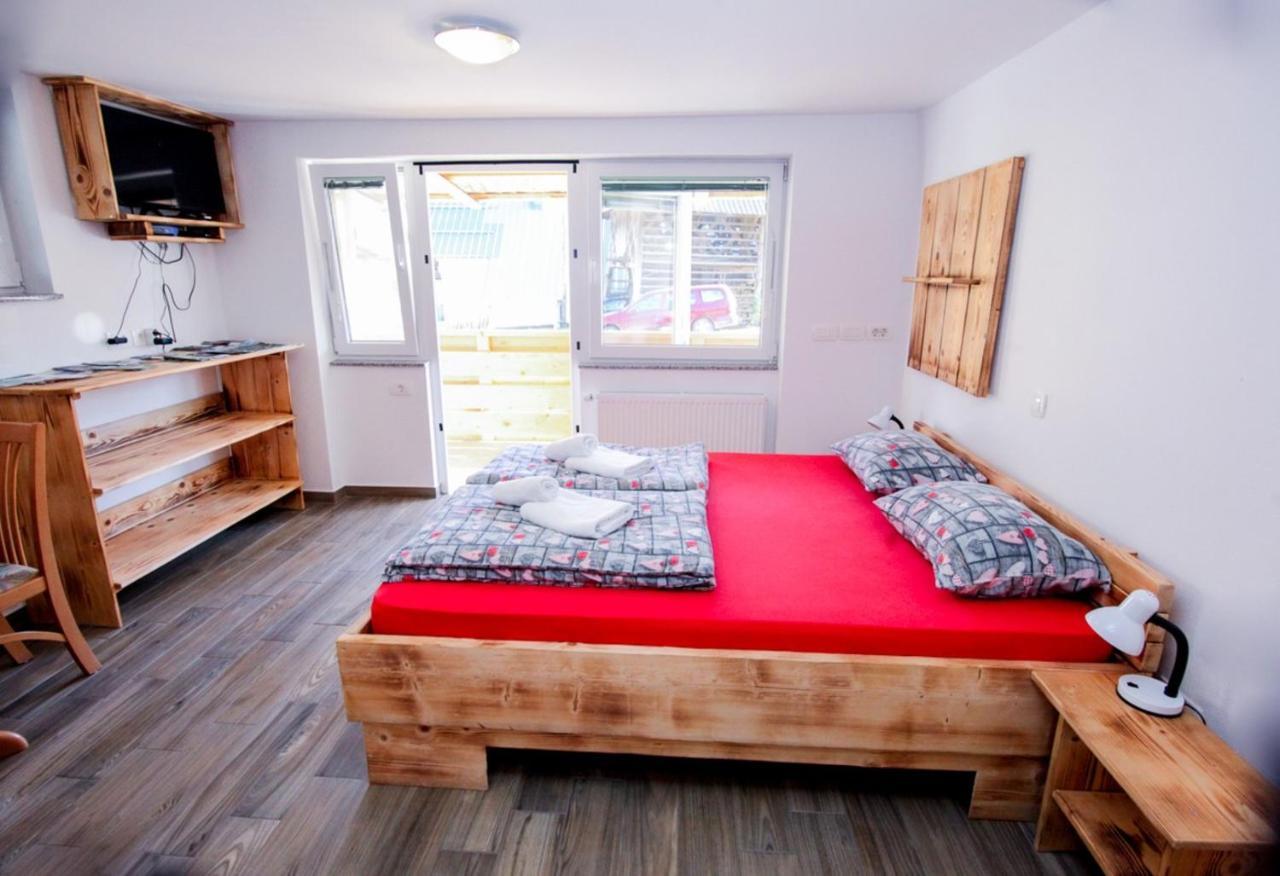 Apartmaji Pri Kozmavo - Little House Bohinj Buitenkant foto